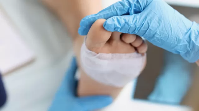 Innovative Plasma and Gel Therapy Offers New Hope for Chronic Wound Patients